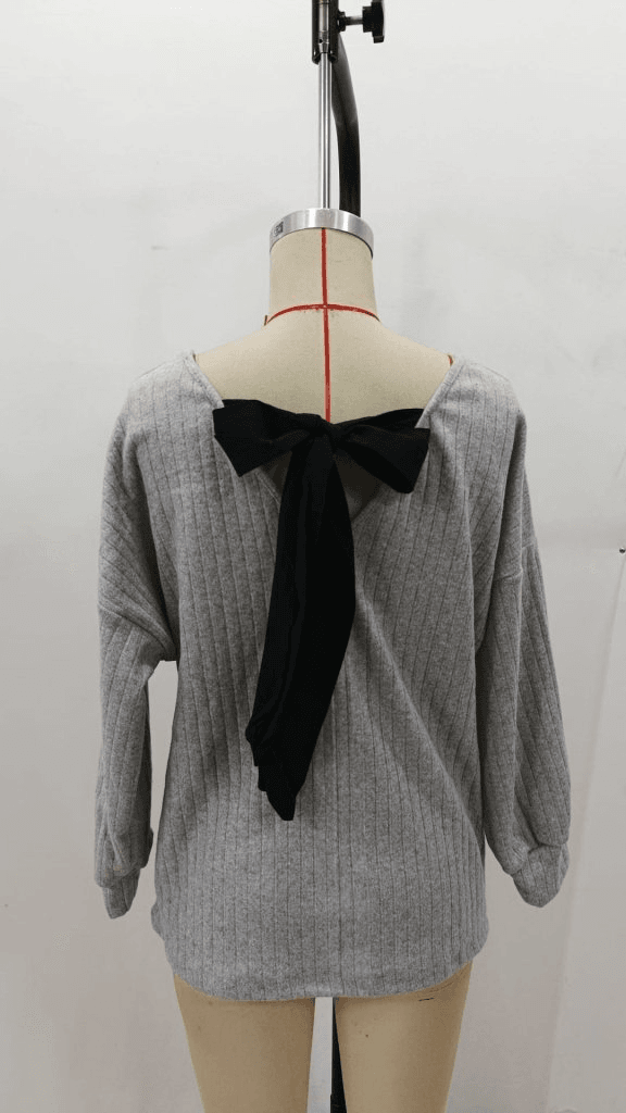 Women's Long Sleeve V-Neck Ribbed Knit Sweatshirt with Back Bow Detail - Janes - by Peralane - photo 4