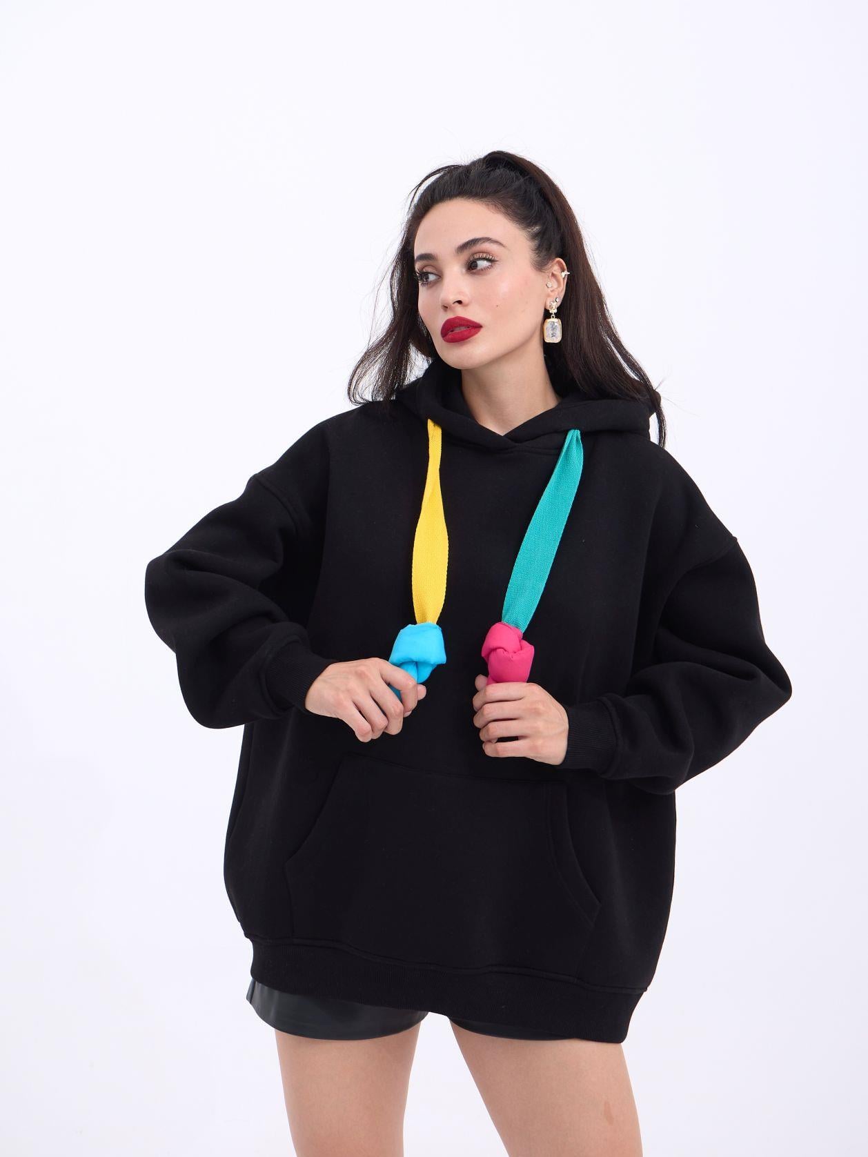 Black Pullover Hooded Sweatshirt with Multicolor Drawstrings - Fame - by Peralane - photo 2