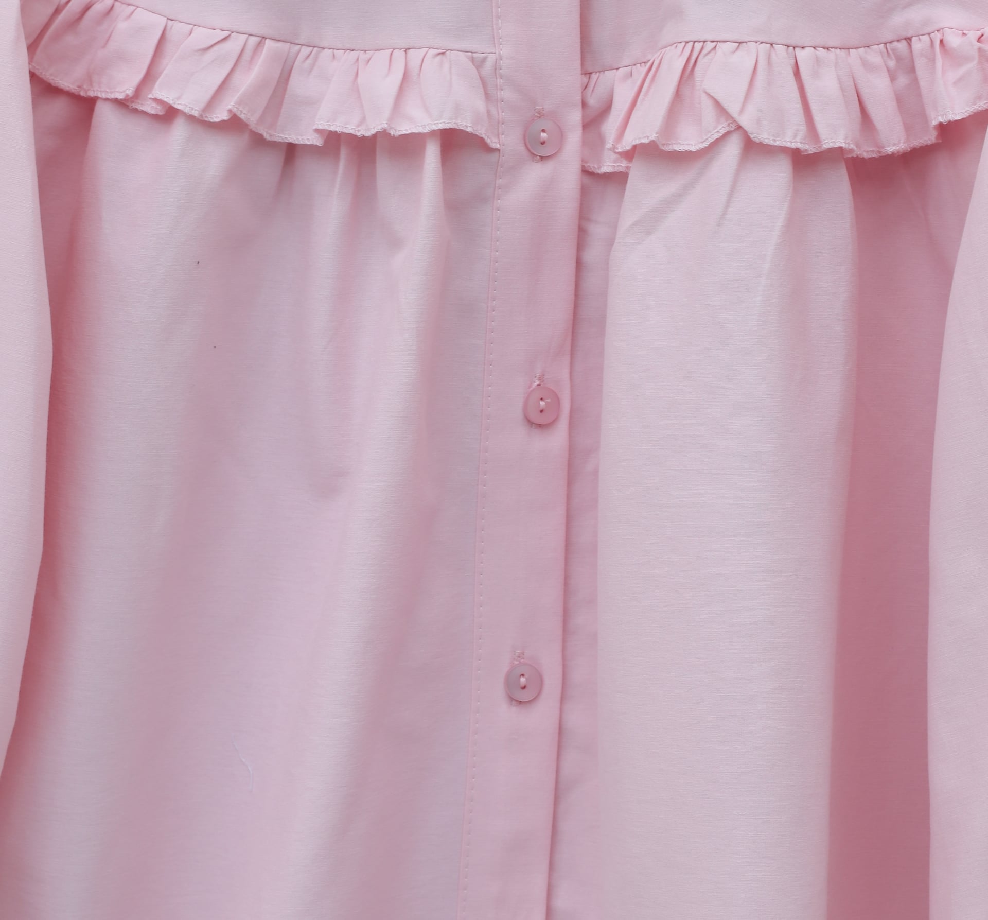 Ruffle Detail Buttoned Short Blouse - Pink - Podyumplus - by Peralane - photo 4