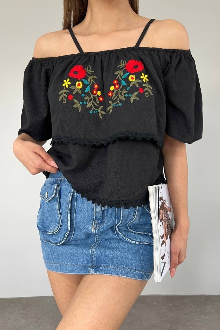 Black Floral Embroidered Off-Shoulder Blouse with Lace Trim - Podyumplus - by Peralane