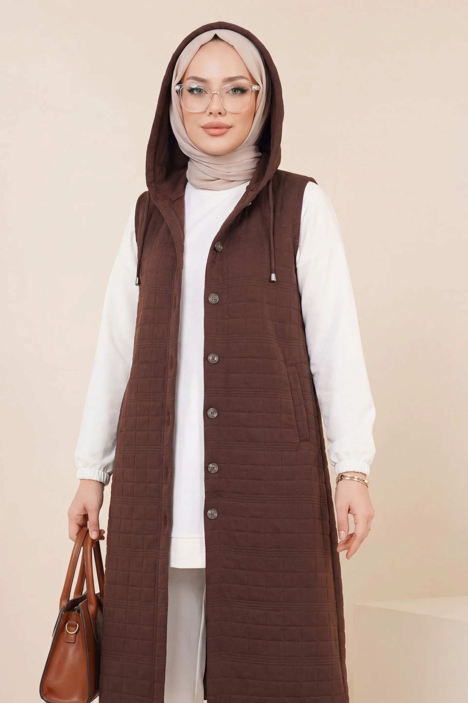Women's Chain Detail Hooded Quilted Vest - Brown - Podyumplus - by Peralane - photo 2
