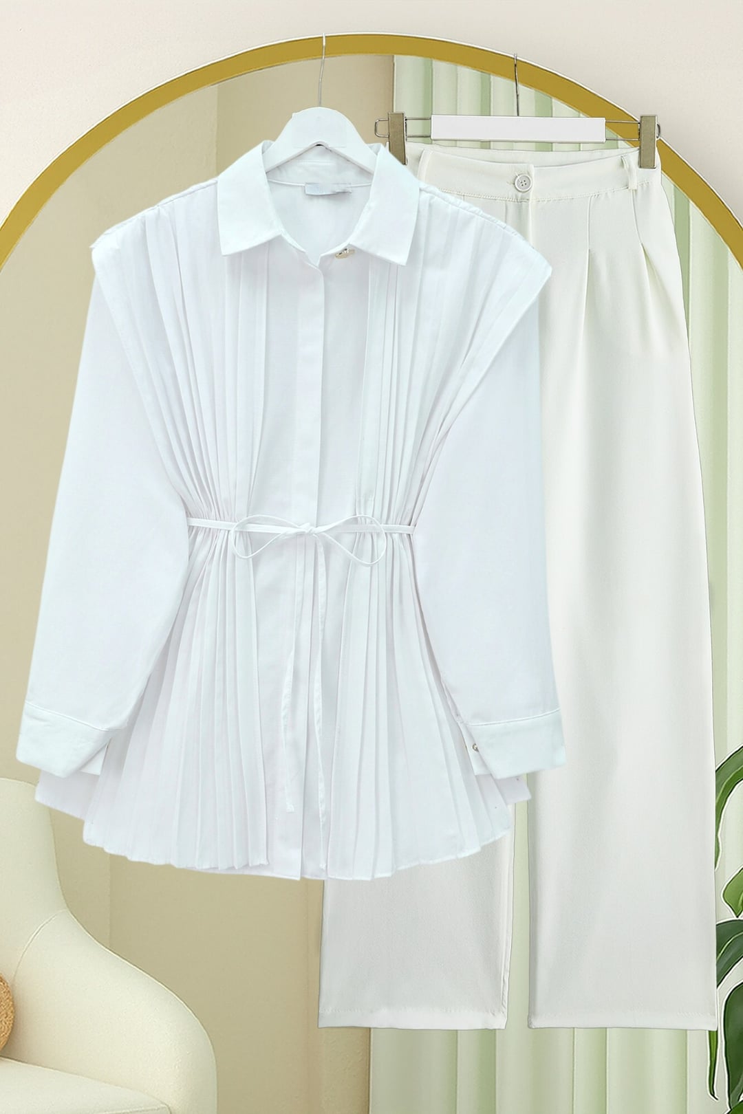 White Pleated Poplin Blouse with Hidden Button Front - Podyumplus - by Peralane - photo 4