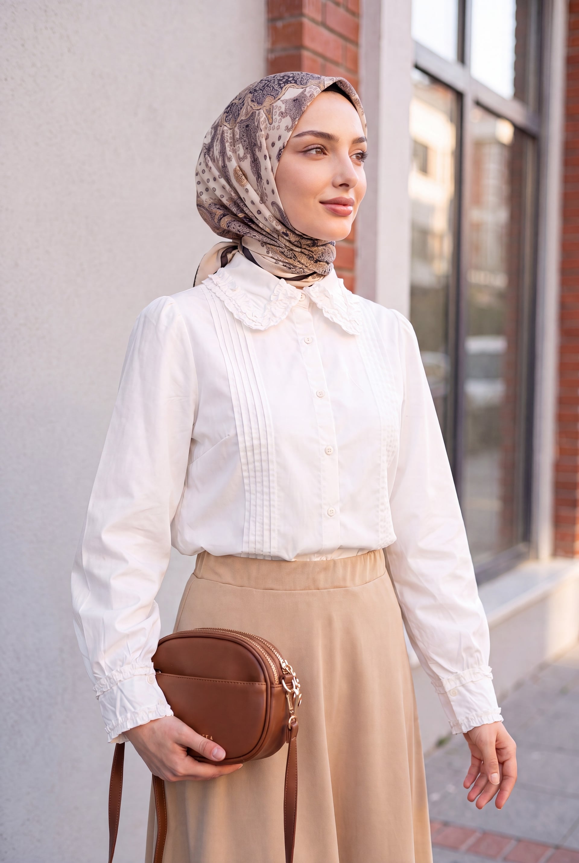 White Peter Pan Collar Ruffled Balloon Sleeve Poplin Blouse - Podyumplus - by Peralane - photo 2