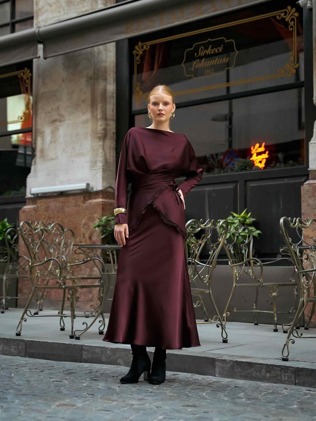Ruffled Satin Evening Dress with Asymmetric Neckline - Lefon - by Peralane - photo 4