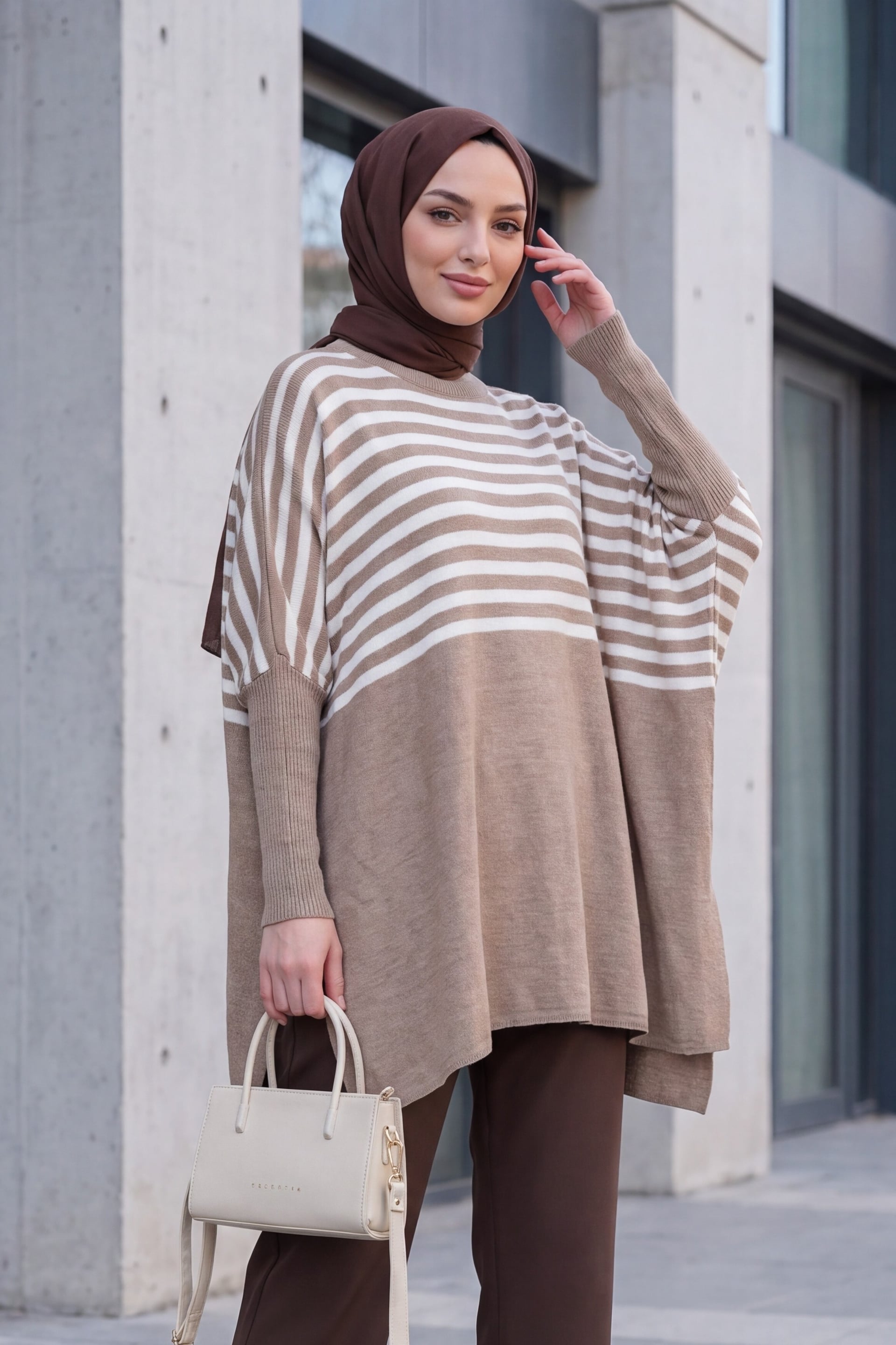 Oversize Poncho Knit Sweater with Side Slits - Brown and White Striped Tunic - Bigdart - by Peralane - photo 2