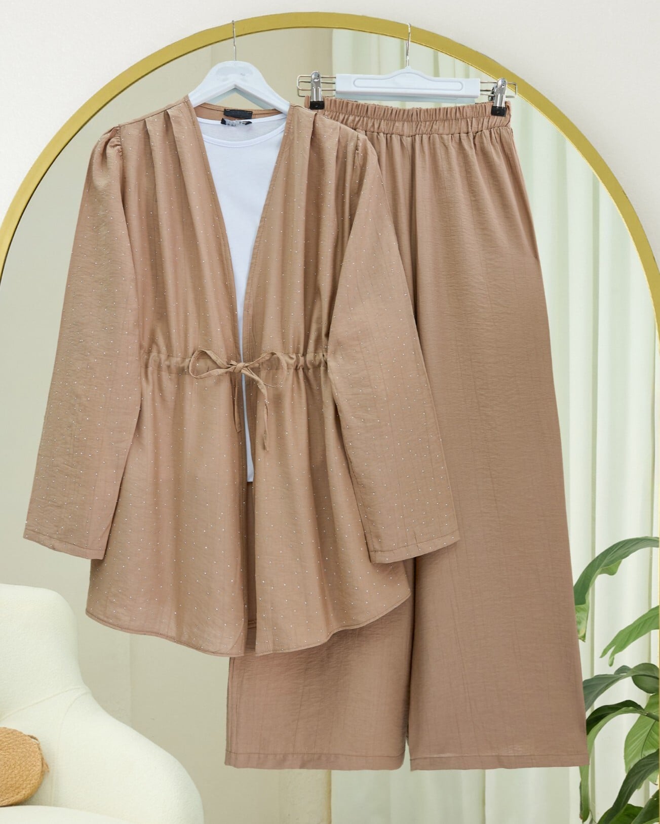 Stone Detailed Wide-Leg Trousers and Tunnel Lace-Up Kimono Co-ord Set in Vizon - Podyumplus - by Peralane - photo 2
