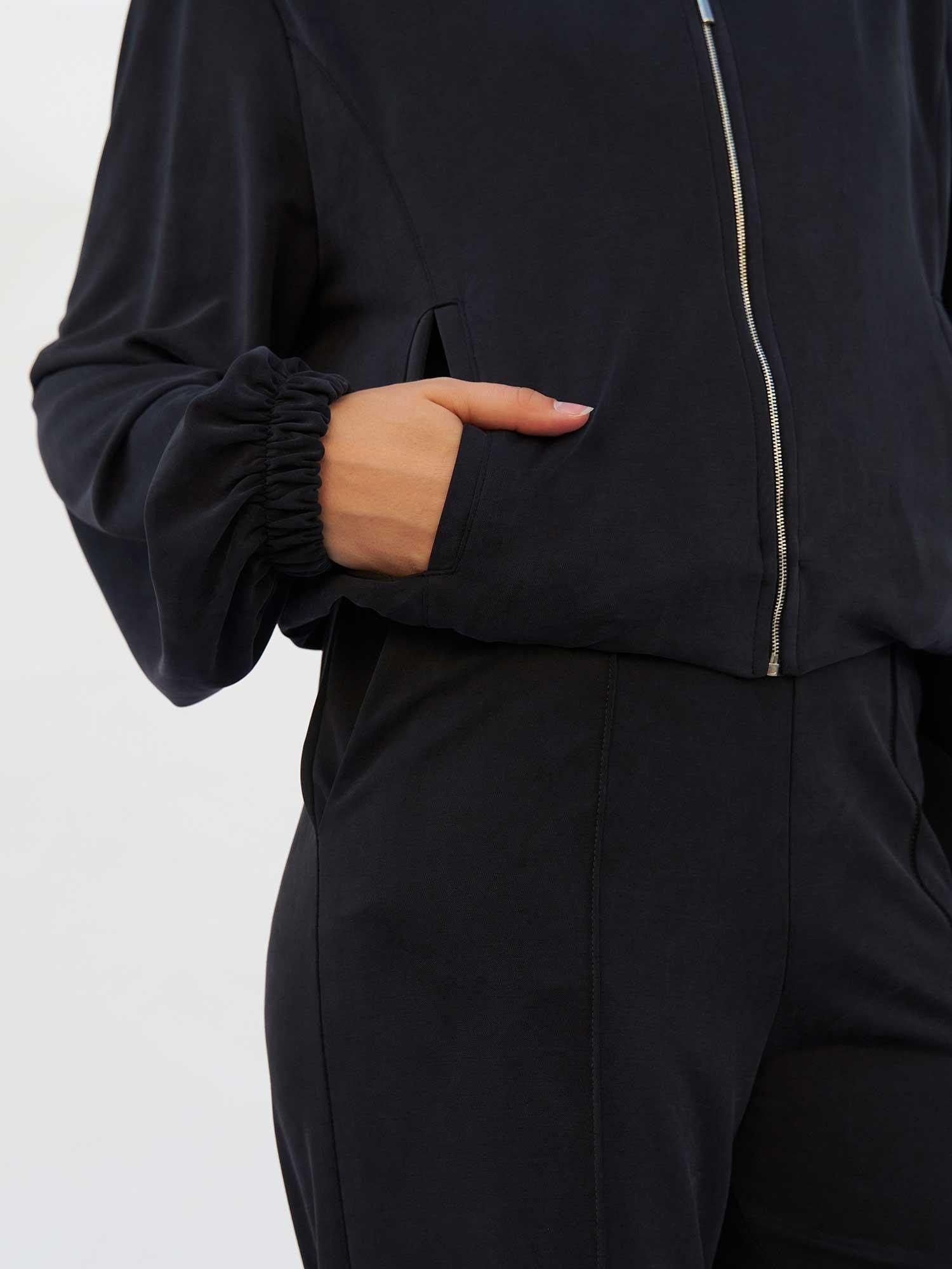 Black Hooded Knit Bomber Tracksuit Set for Women - Lefon - by Peralane - photo 9