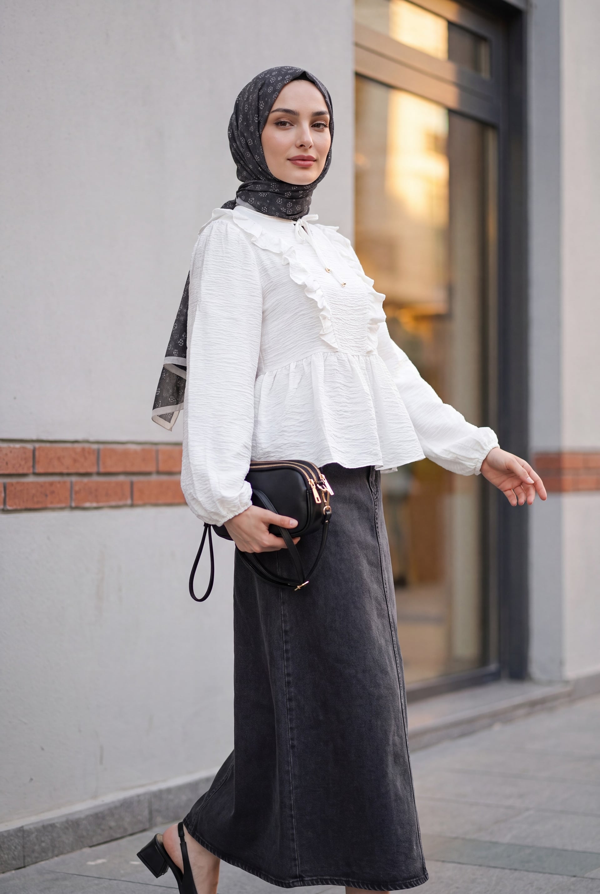 Crinkled Tie-Front Ruffle Blouse with Elasticated Cuffs - White - Podyumplus - by Peralane - photo 5