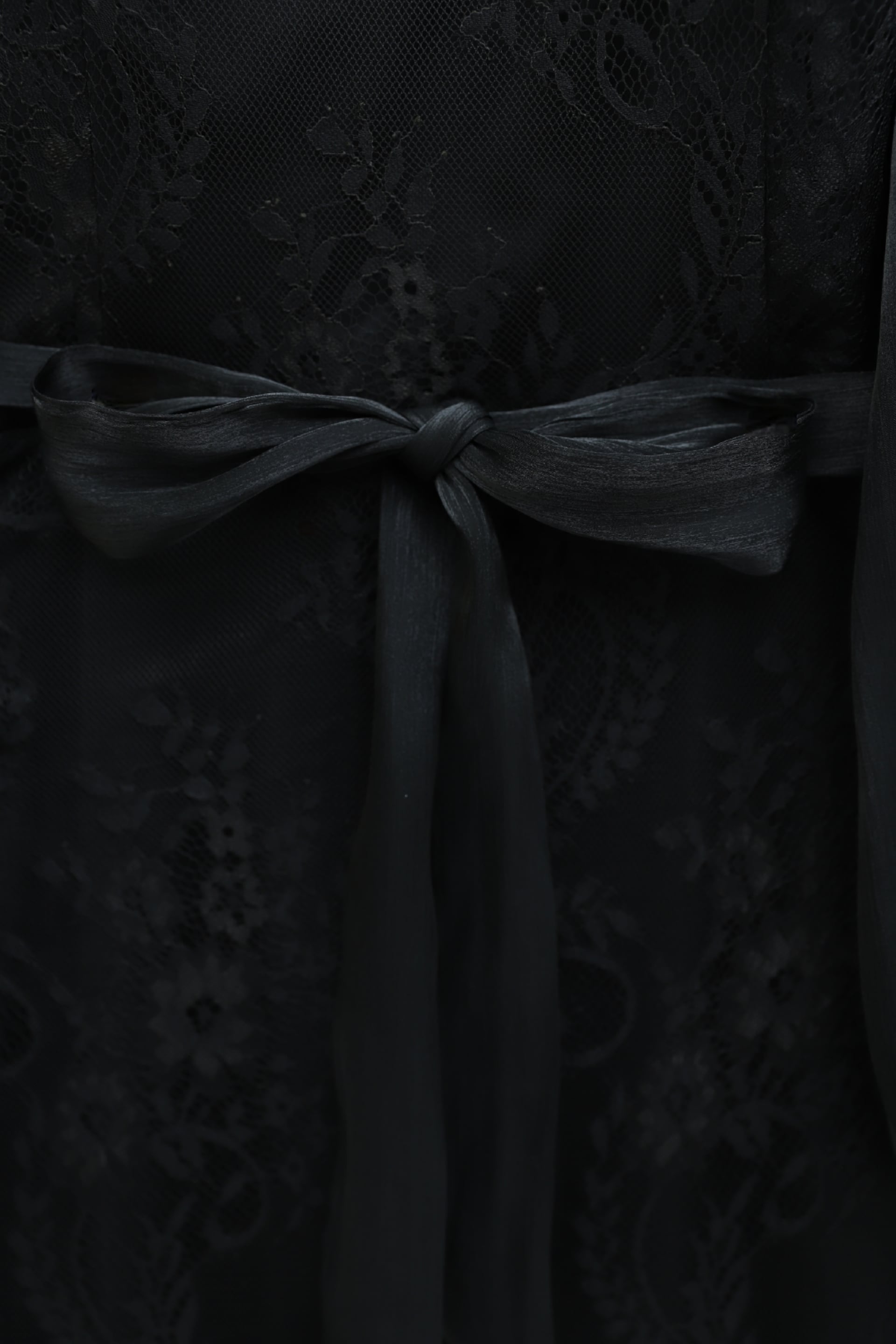 High Neck Lace Dress with Sheer Shimmer Sleeves and Belt - Black - Podyumplus - by Peralane - photo 5