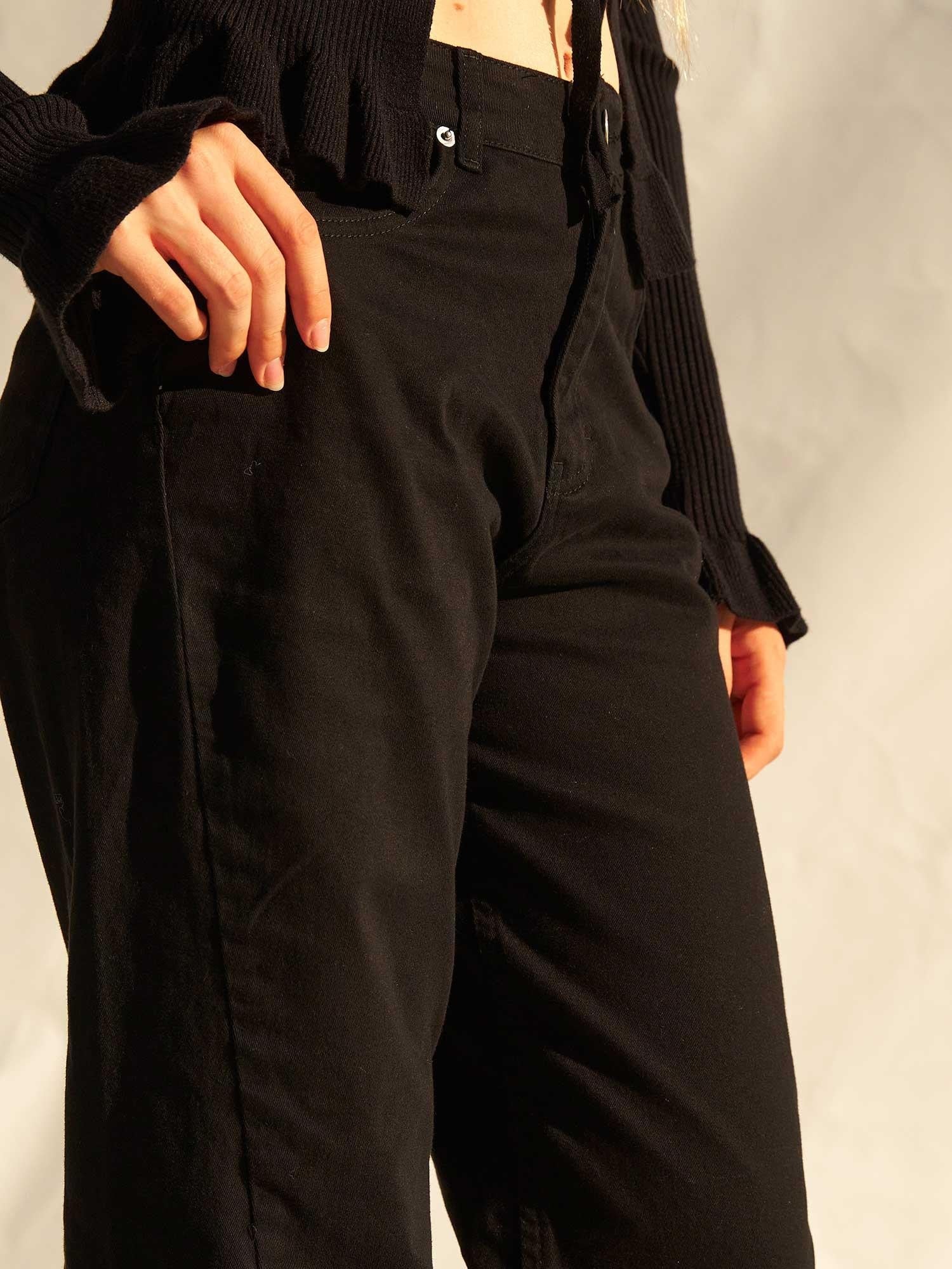 Women's Black Ribbed Knit Cardigan with Tie-Front and Ruffled Hem - Lefon - by Peralane - photo 10