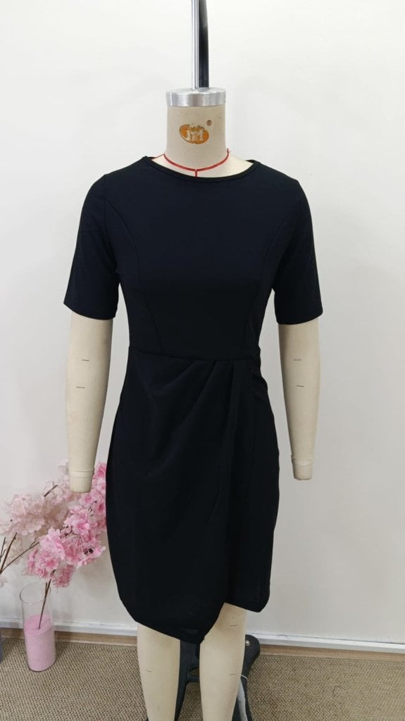 Women's Black Short-Sleeved Round-Neck Tulip Dress with Front Gathering - Janes - by Peralane - photo 5