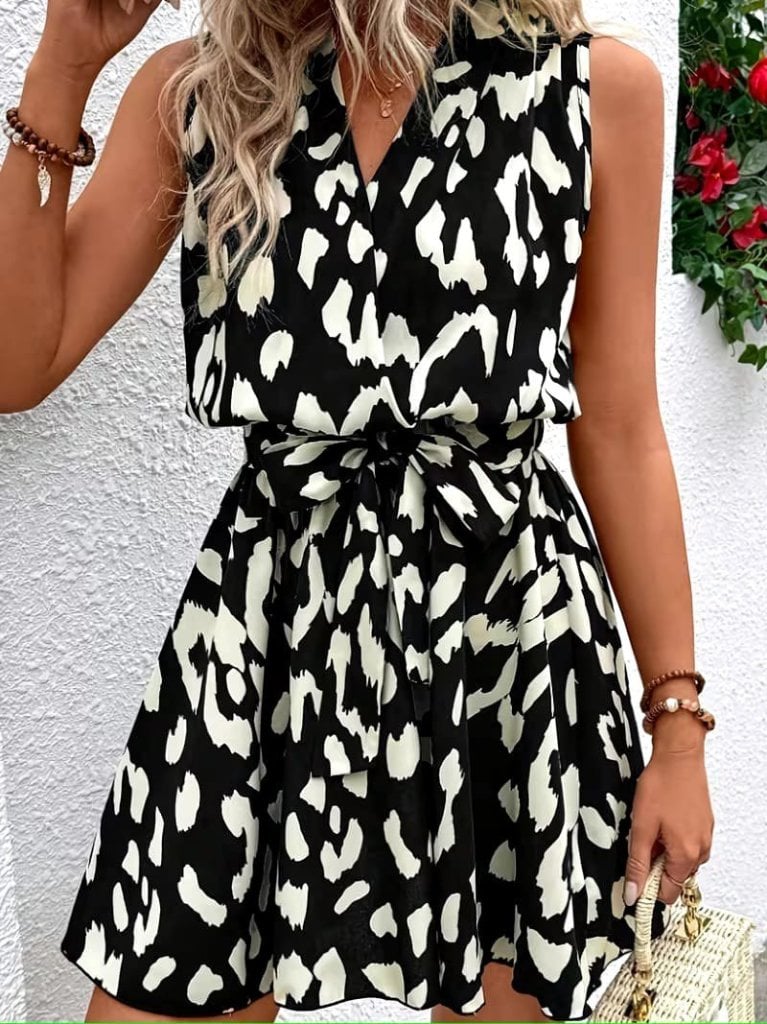 Women's Sleeveless Wrap Dress with Tie Waist and Animal Print - Janes - by Peralane - photo 2