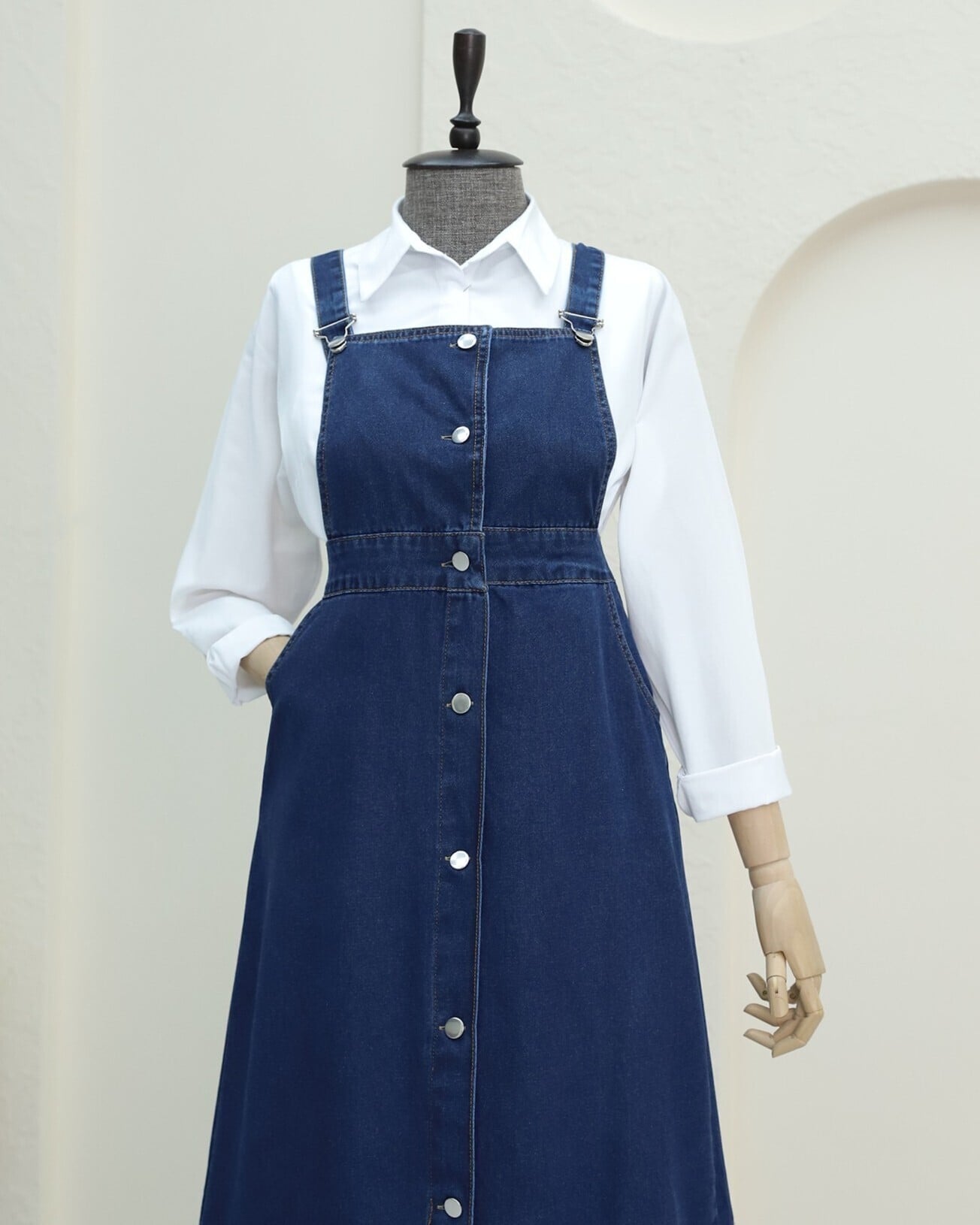 Button-Front Denim Pinafore Dress with Ruffled Hem - Dark Blue - Podyumplus - by Peralane - photo 5