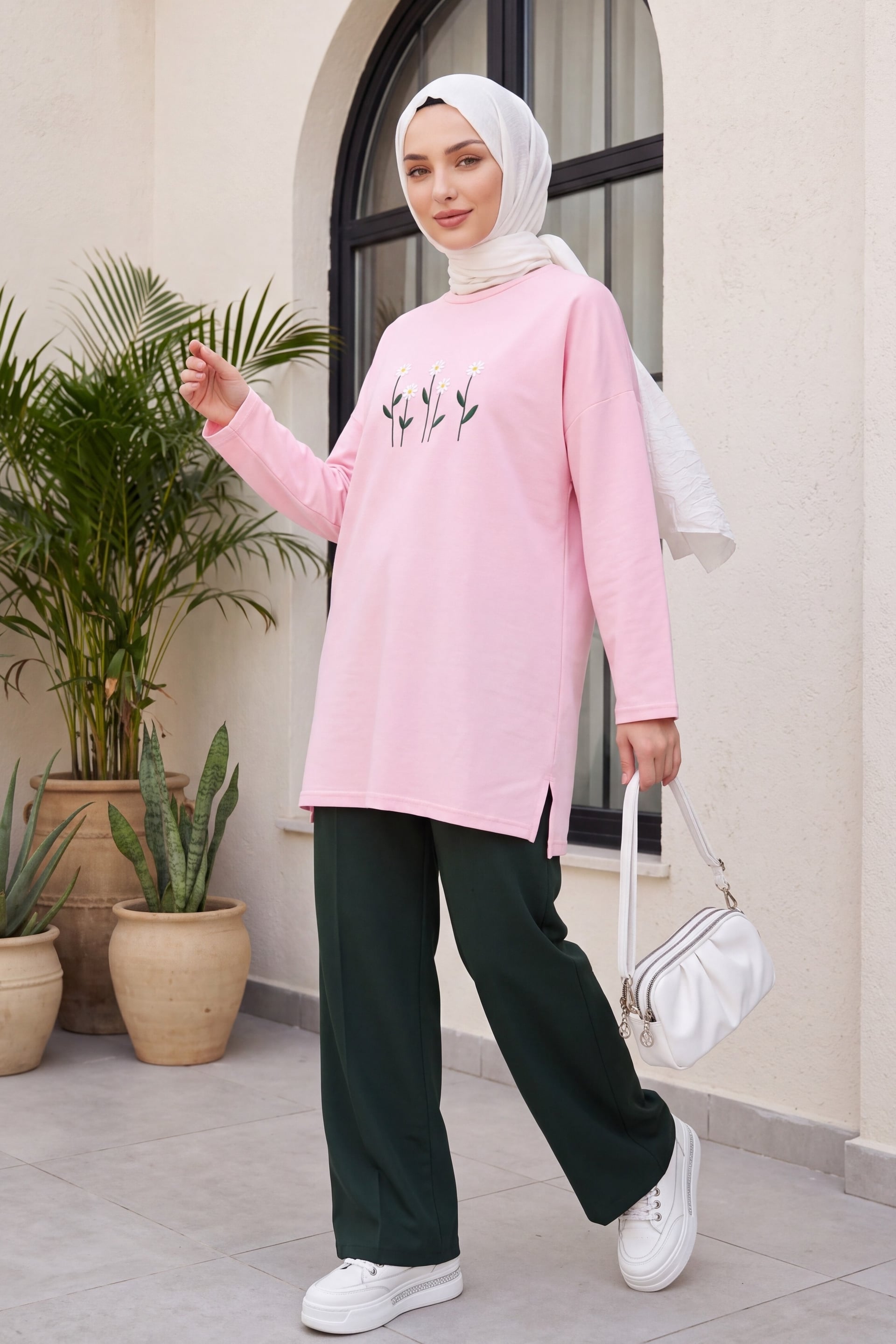 Pink Embroidered Daisy Crew Neck Knit Tunic - Podyumplus - by Peralane - photo 2