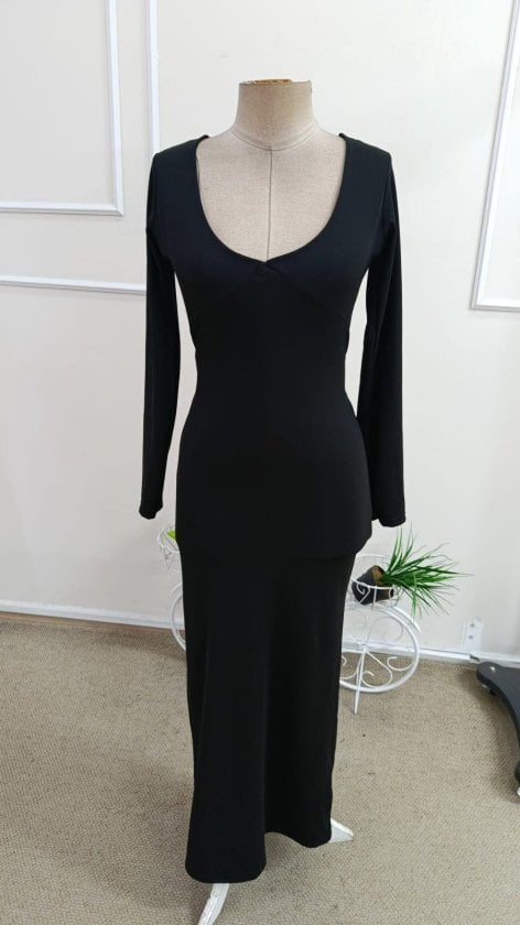 Women's Long Sleeve Deep Neckline Waist Tie Maxi Dress - Janes - by Peralane - photo 5