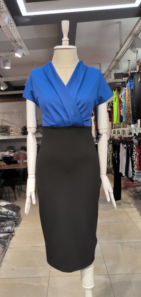 Women's Short-Sleeved Wrap Collar Crepe Dress (Beltless) - Janes - by Peralane - photo 5