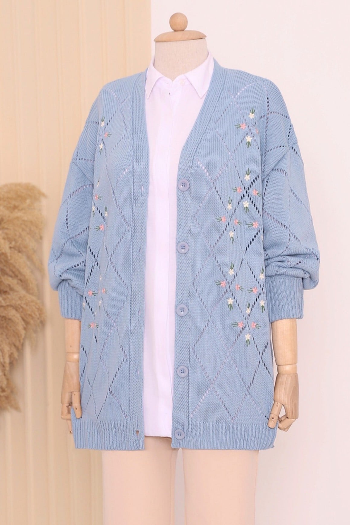 Blue Diamond-Knit Embroidered Button-Front Cardigan - Podyumplus - by Peralane - photo 5