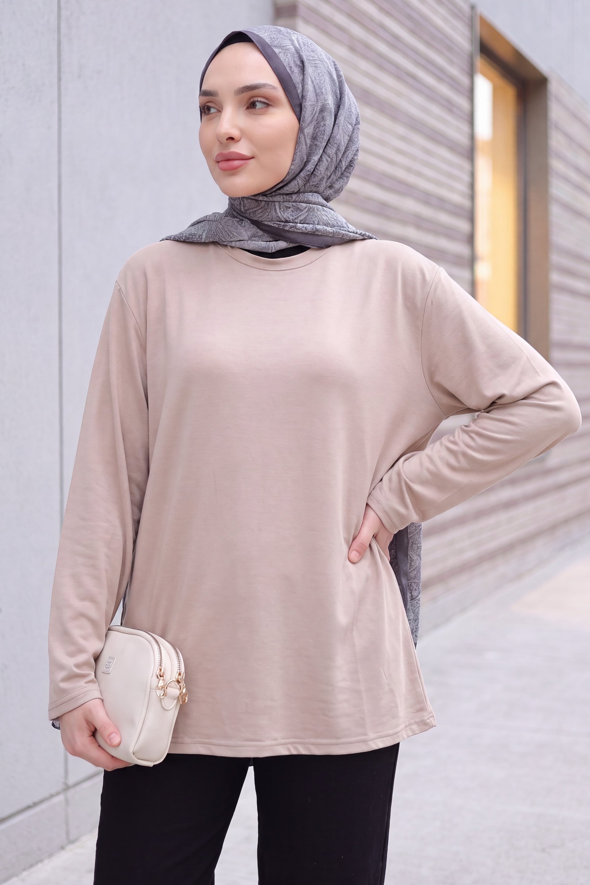 Crew Neck Spanish Sleeve Padded Shoulder Undershirt Blouse - Mink - Podyumplus - by Peralane