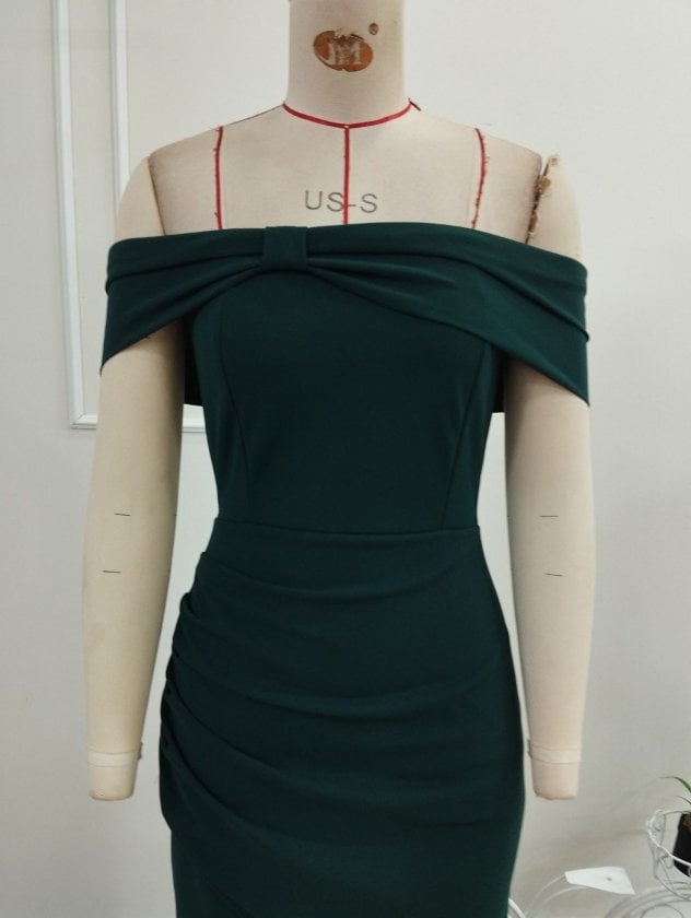 Women's Dark Green Off-Shoulder Maxi Dress with Deep Slit - Janes - by Peralane - photo 4