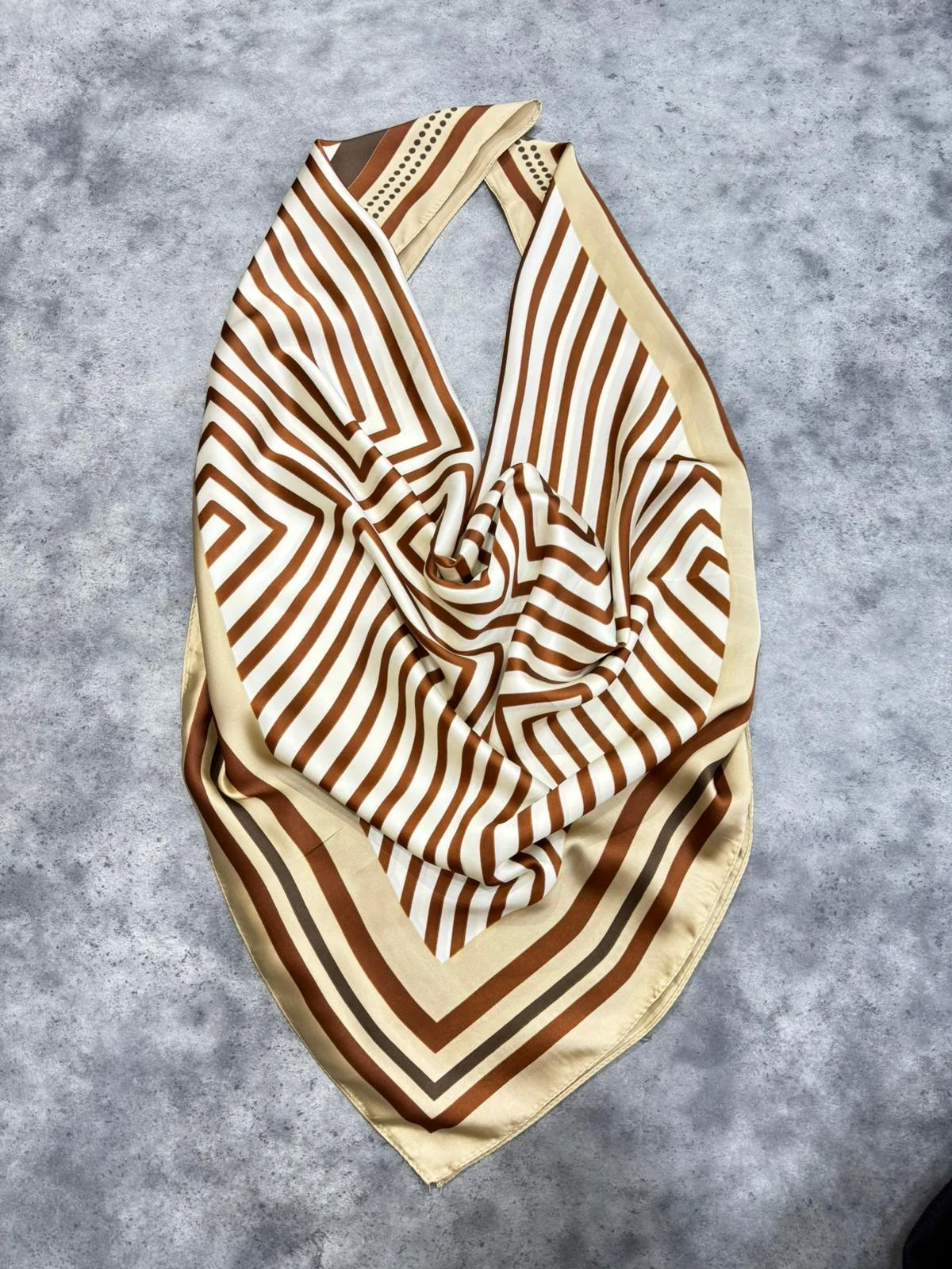 Geometric Patterned Beige Bandana Scarf 90x90 cm - Nesvay - by Peralane - photo 2