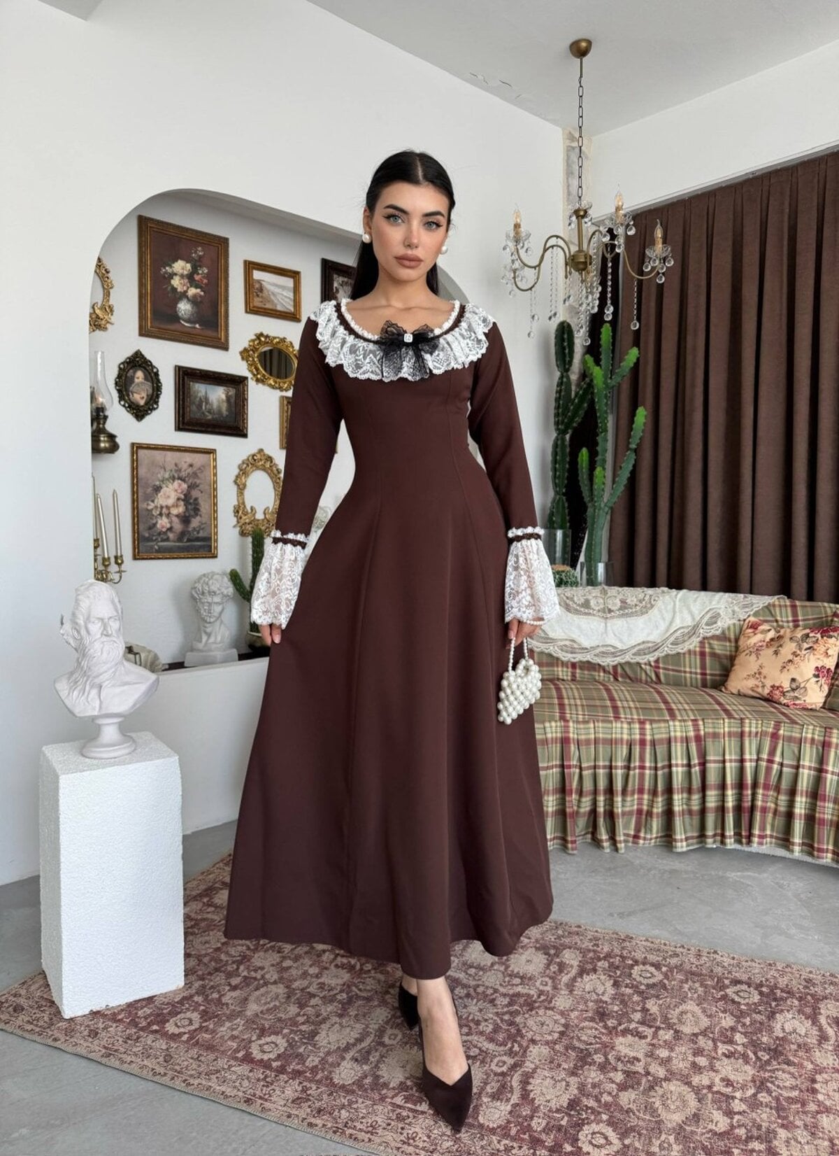 Brown Long-Sleeved Knit Dress with Lace and Bow Detail - Etika - by Peralane - photo 4