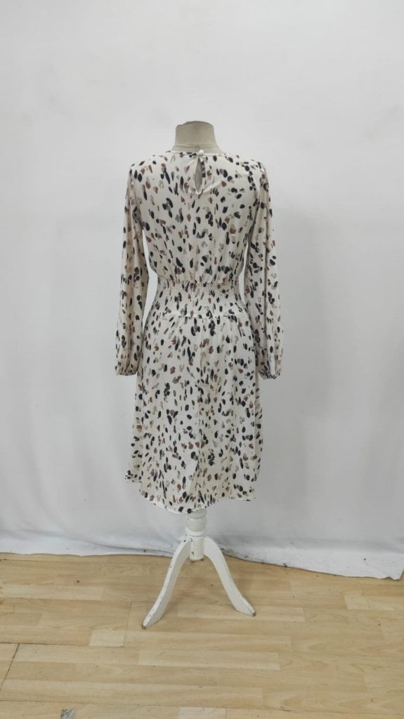Women's Long-Sleeved Round Neck Smocked Waist Midi Suprem Dress - Janes - by Peralane - photo 8
