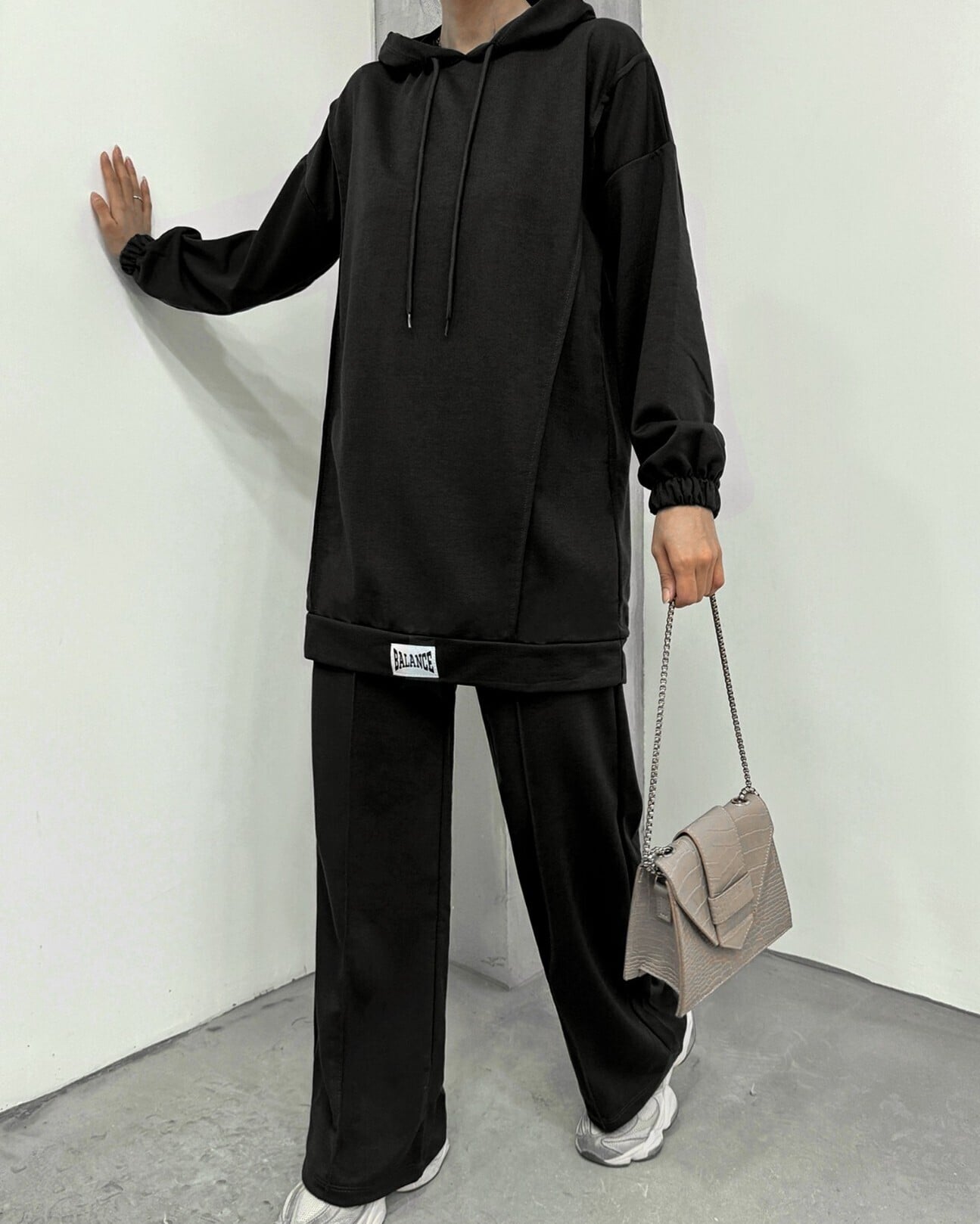 Black Hooded Emblem Detail Cotton Jersey Two-Piece Set - Podyumplus - by Peralane - photo 6