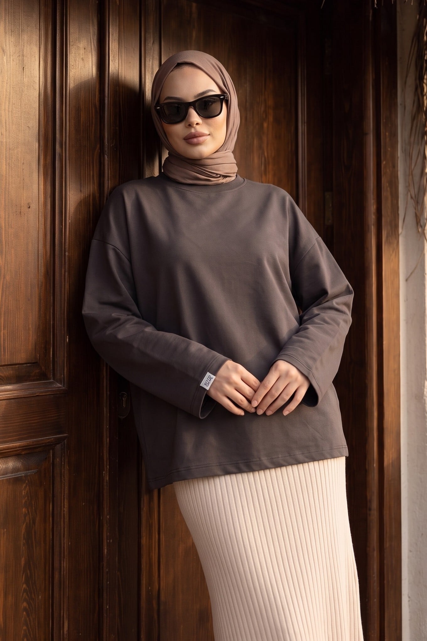 Crew Neck Long Sleeve Oversize Cotton-Blend Sweatshirt - Dark Brown - Podyumplus - by Peralane