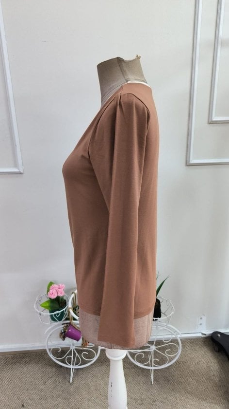 Women's Long-Sleeved V-Neck Button Detail Viscose Blouse - Janes - by Peralane - photo 5