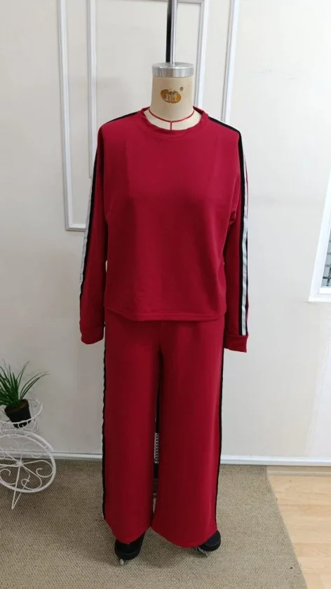 Women's Long Sleeve Crew Neck Striped Detail Viscose Two-Thread Blouse and Trousers Two-Piece Set - Janes - by Peralane - photo 4