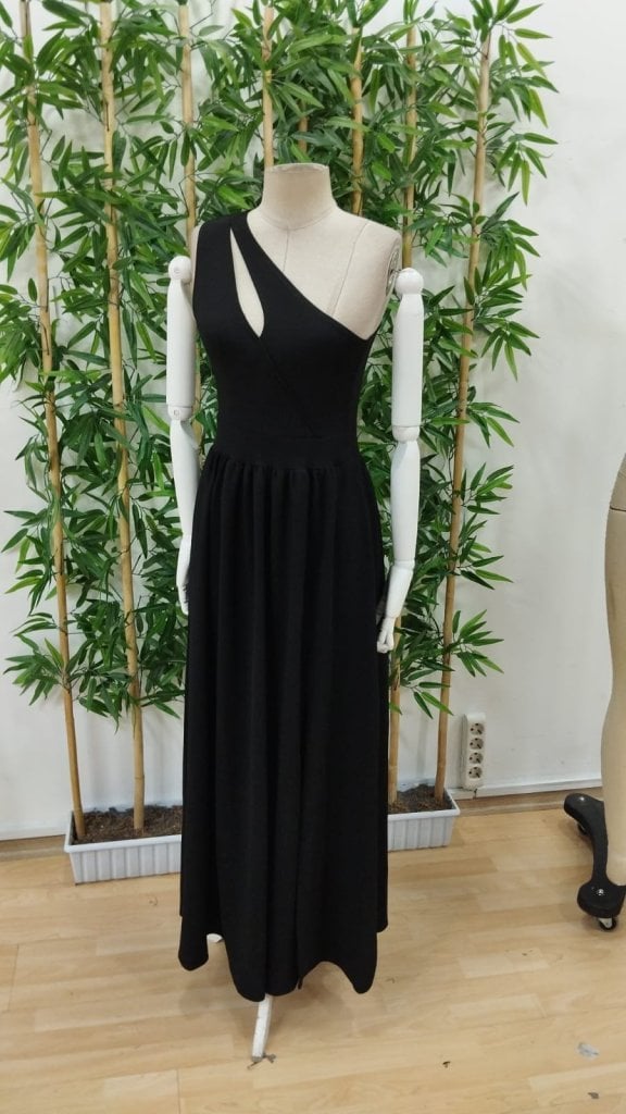Women's Black Asymmetric One-Shoulder Maxi Dress with Slit - Janes - by Peralane - photo 8