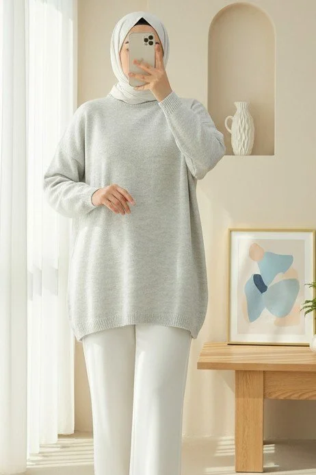 Round Neck Relaxed Fit Knit Sweater - Stone - Podyumplus - by Peralane
