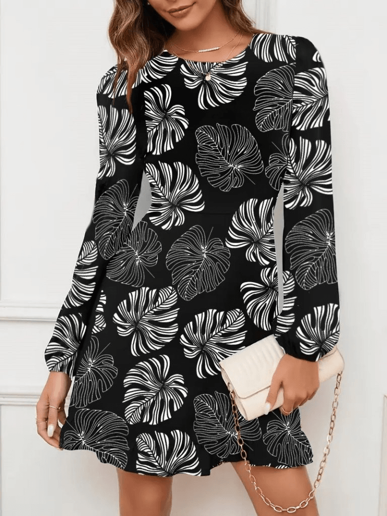 Women's Long-Sleeve Round-Neck Patterned Short Crepe Dress - Janes - by Peralane