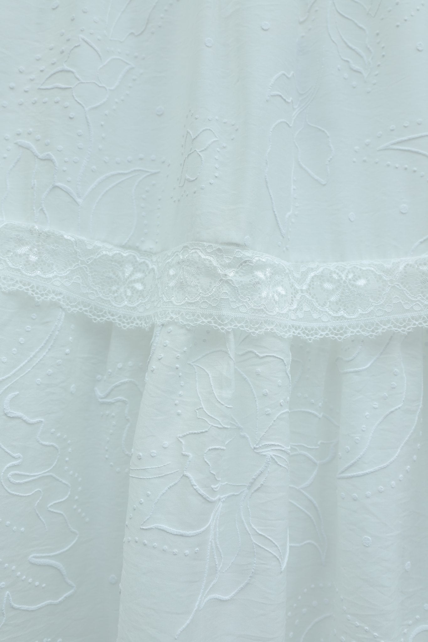 White Tiered Floral Embroidered Voile Skirt with Elastic Waist - Podyumplus - by Peralane - photo 5
