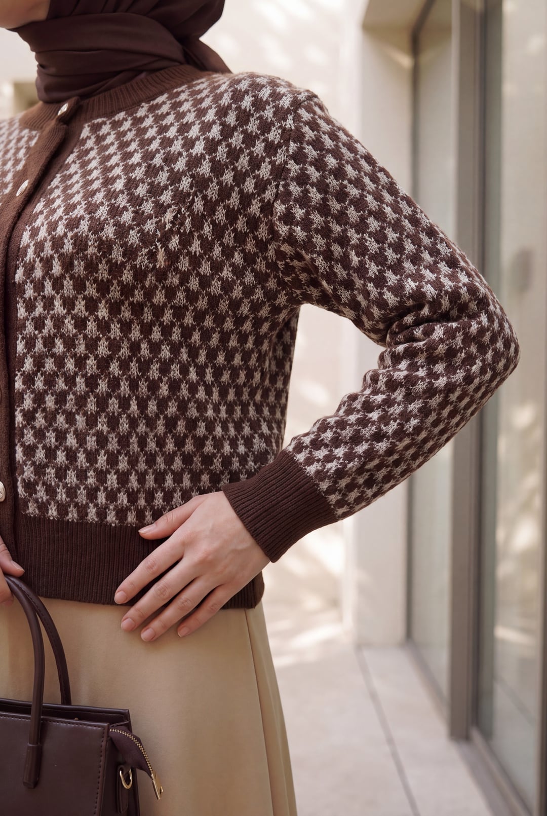 Round Neck Buttoned Patterned Knit Cardigan - Brown - Podyumplus - by Peralane - photo 2