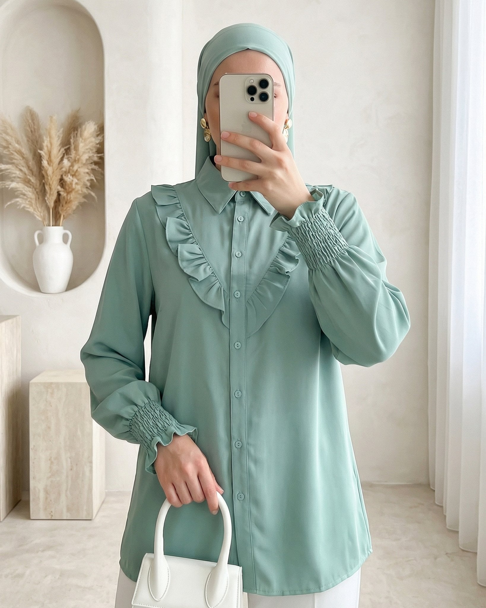 Ruffled Long-Sleeve Blouse in Light Green - Cagla - Bigdart - by Peralane - photo 2