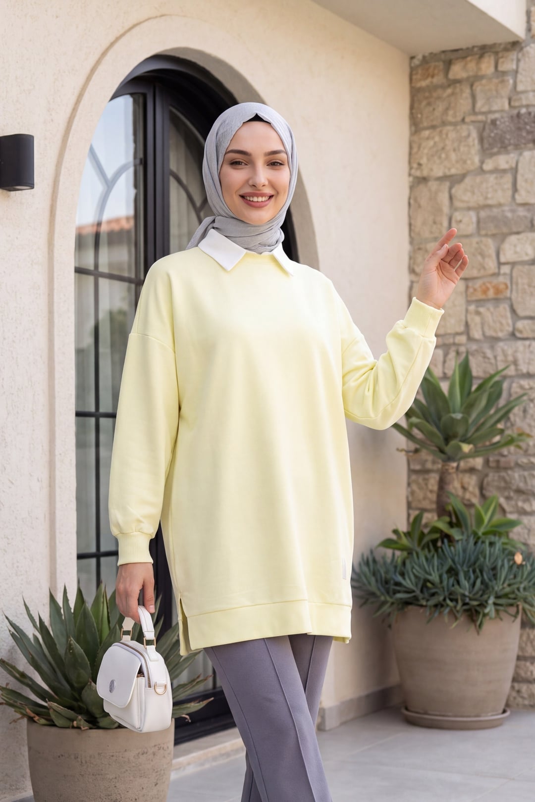 Crew Neck Sweatshirt with Slit and Emblem - Light Yellow - Podyumplus - by Peralane