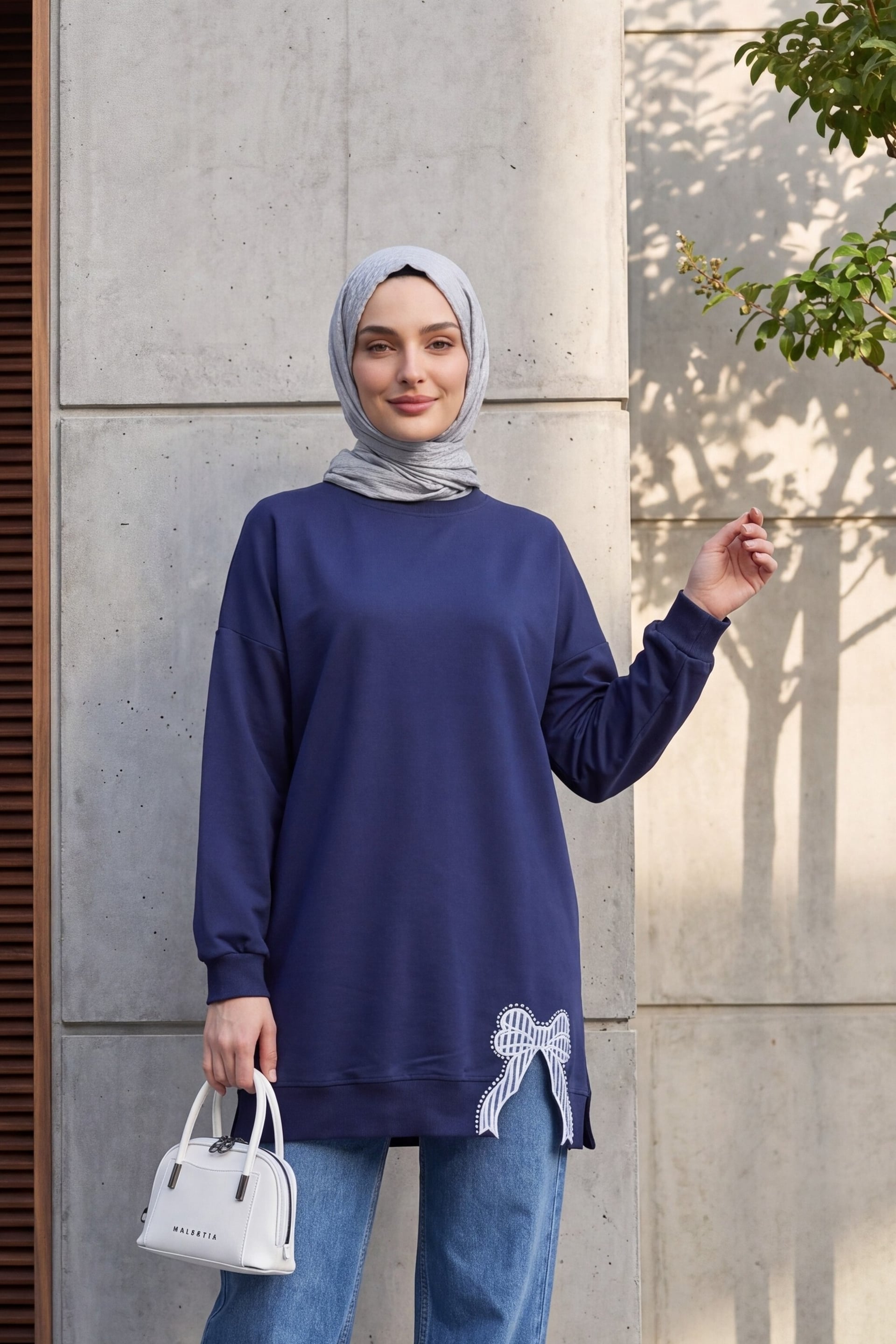 Round Neck Bow Detail Loose Knit Tunic - Navy - Podyumplus - by Peralane - photo 2