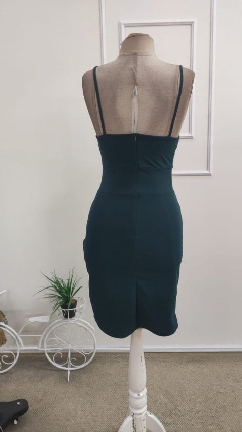 Women's Sleeveless Wrap Dress with Heart Neckline and Asymmetric Hem - Janes - by Peralane - photo 5