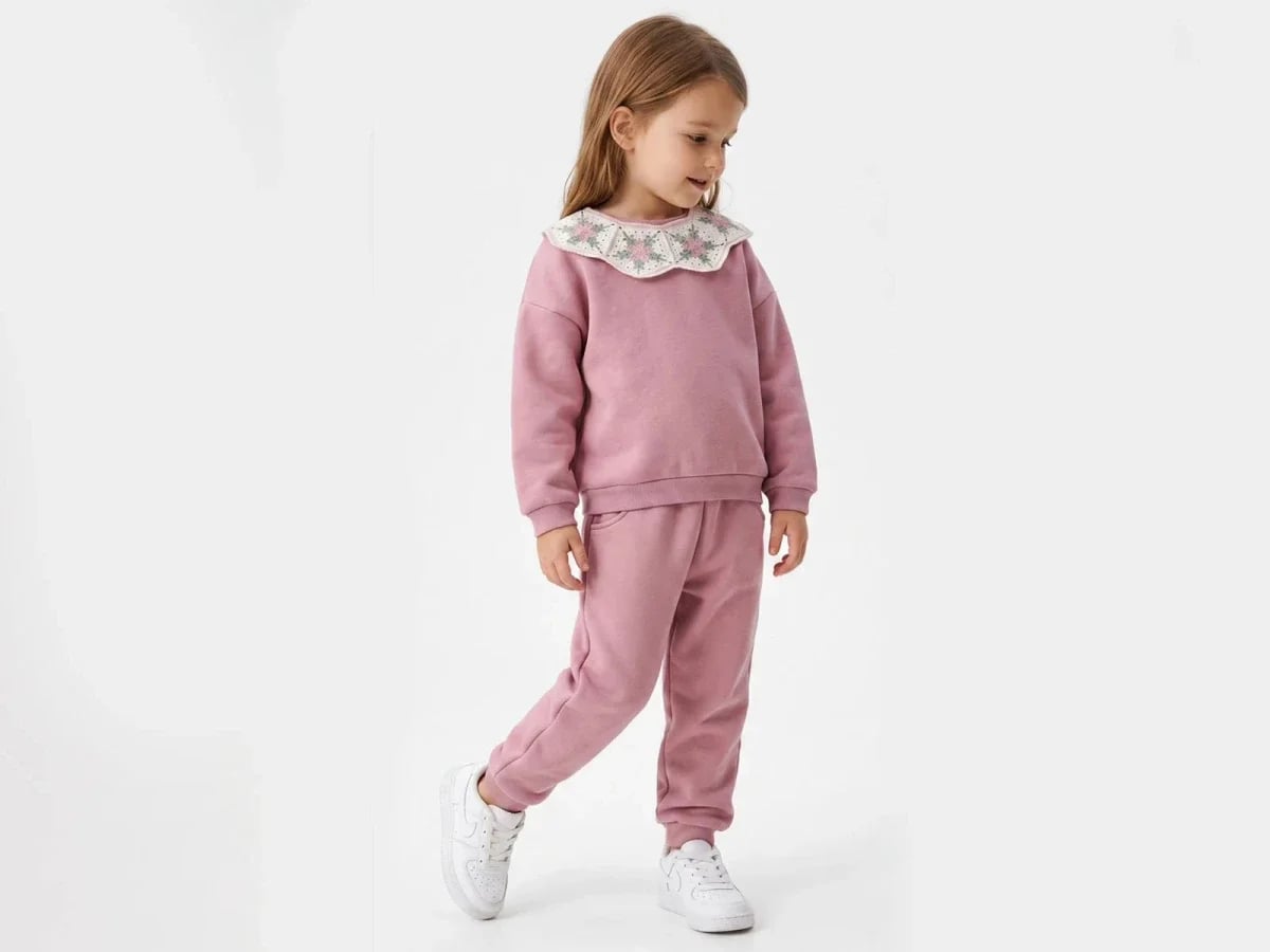 Girls' Dusty Rose Sweatshirt and Trousers Set with Ruffled Collar - Vovido - by Peralane