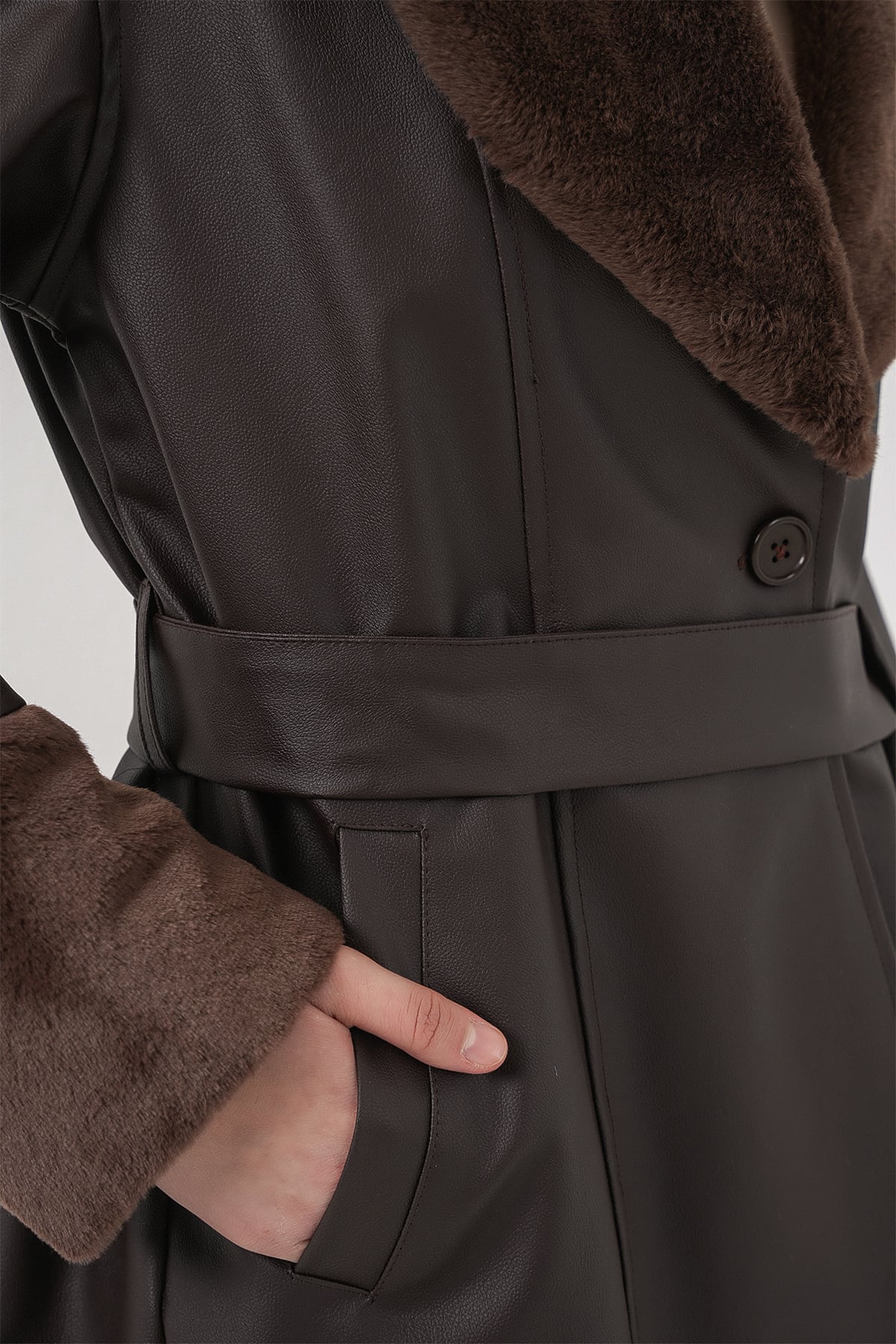 Faux Fur Collar Faux Leather Coat - Brown - Bigdart - by Peralane - photo 6