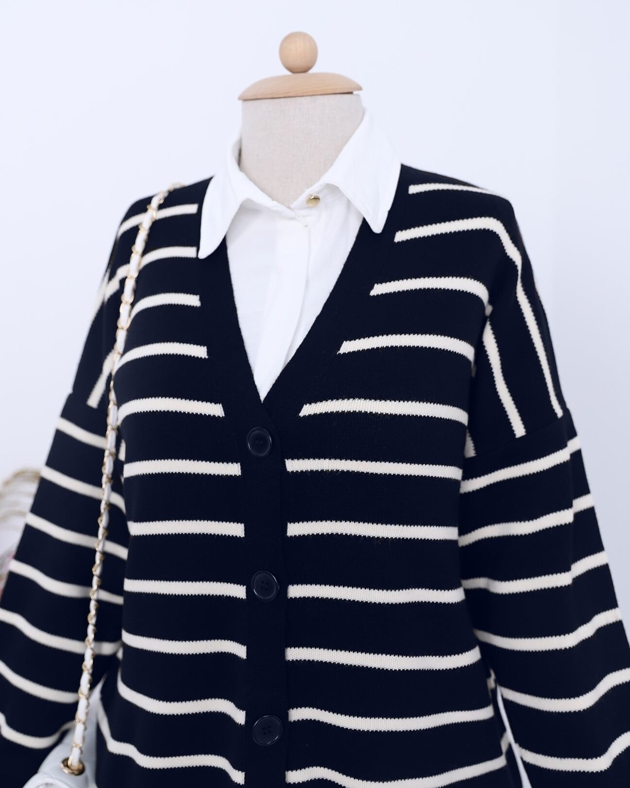 Striped Button-Up V-Neck Knit Cardigan - Navy - Podyumplus - by Peralane - photo 5