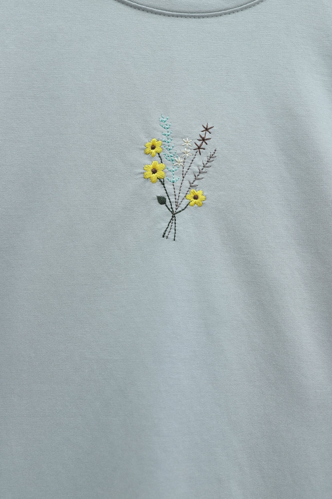 Grey Crew Neck Oversize Knit T-Shirt with Floral Embroidery - Podyumplus - by Peralane - photo 7