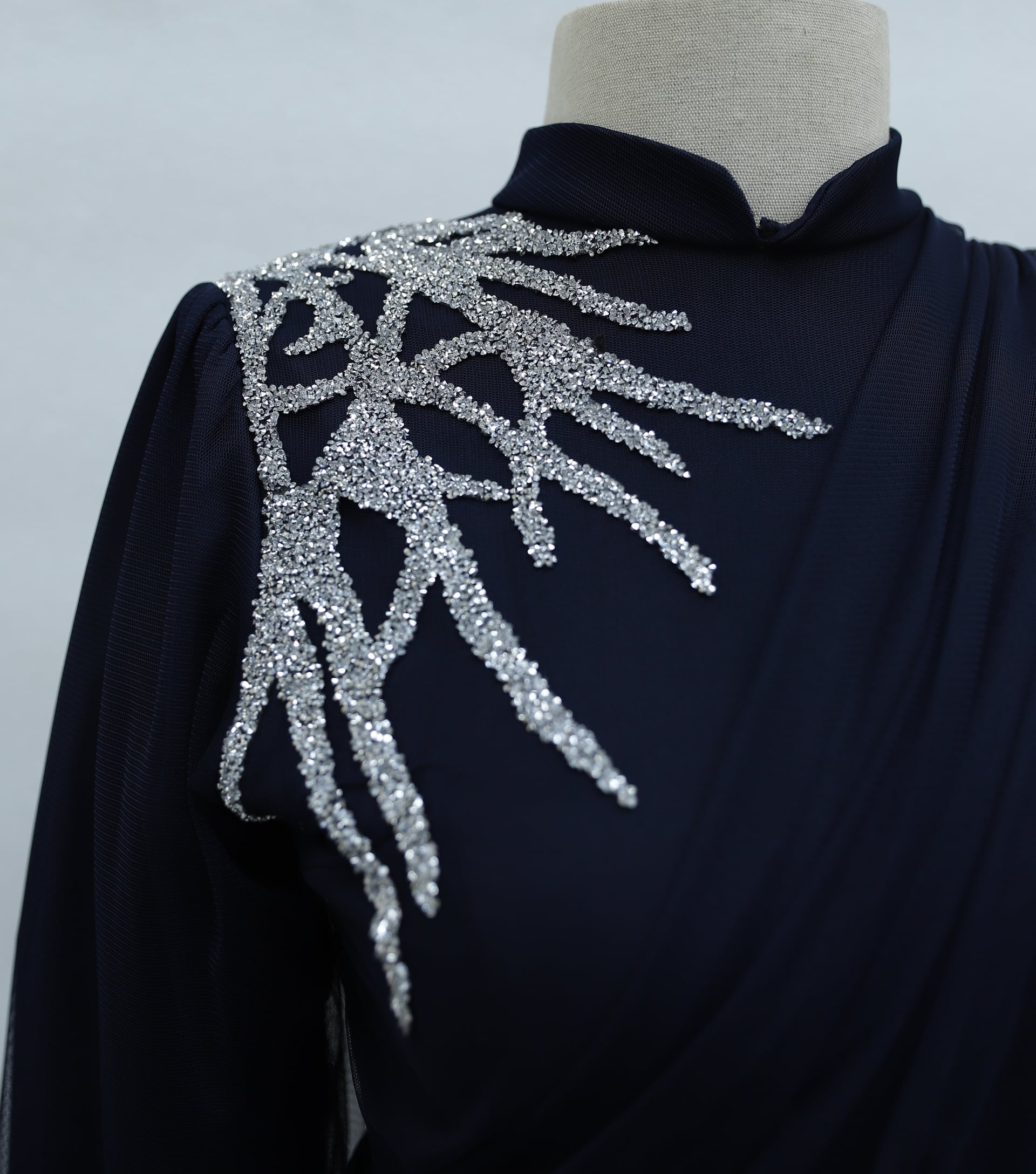 Navy Blue Stone Detail Draped Belted Tulle Evening Dress with Sheer Sleeves - Podyumplus - by Peralane - photo 9