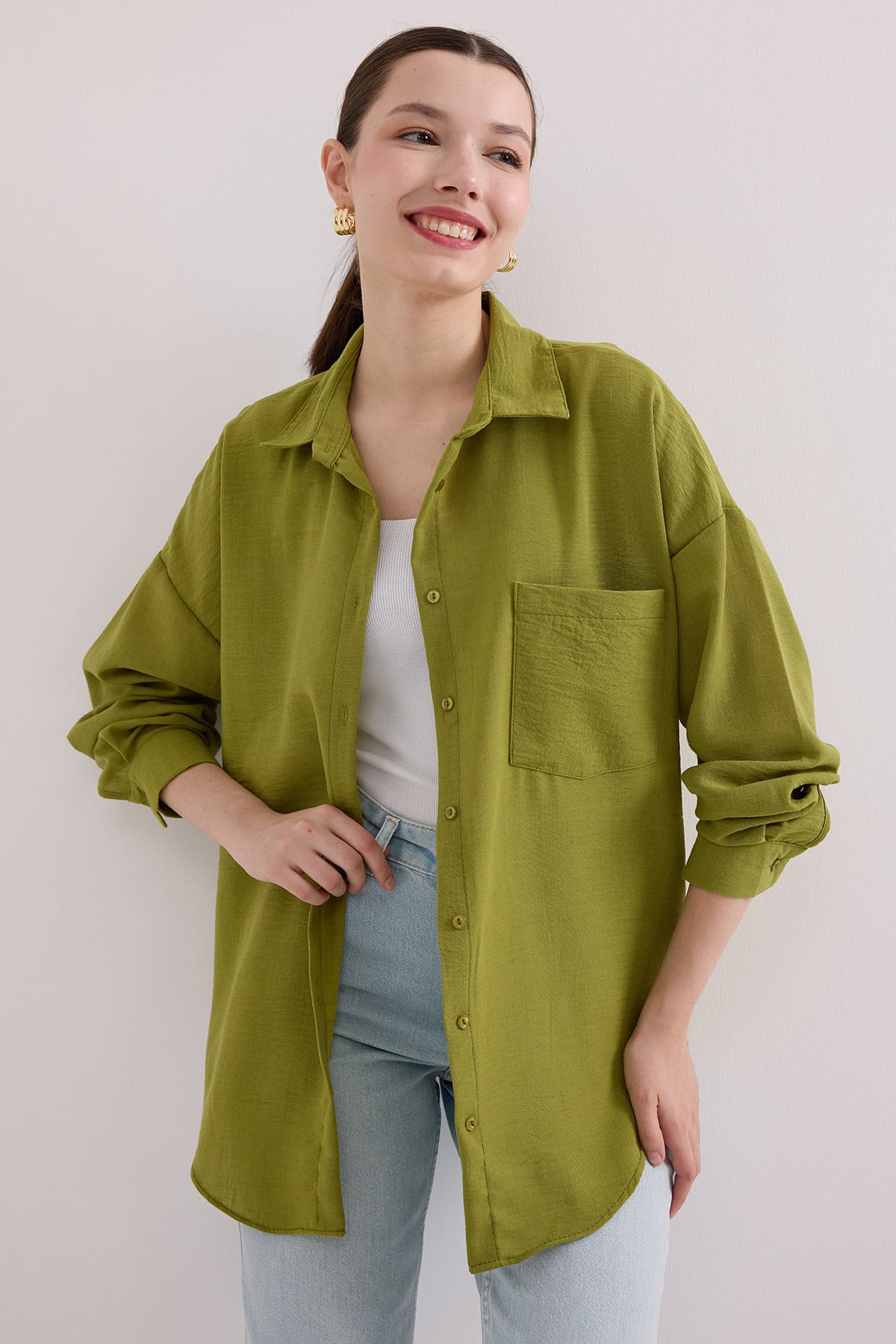 Oversize Single-Pocket Shirt in Green - Bigdart - by Peralane - photo 3
