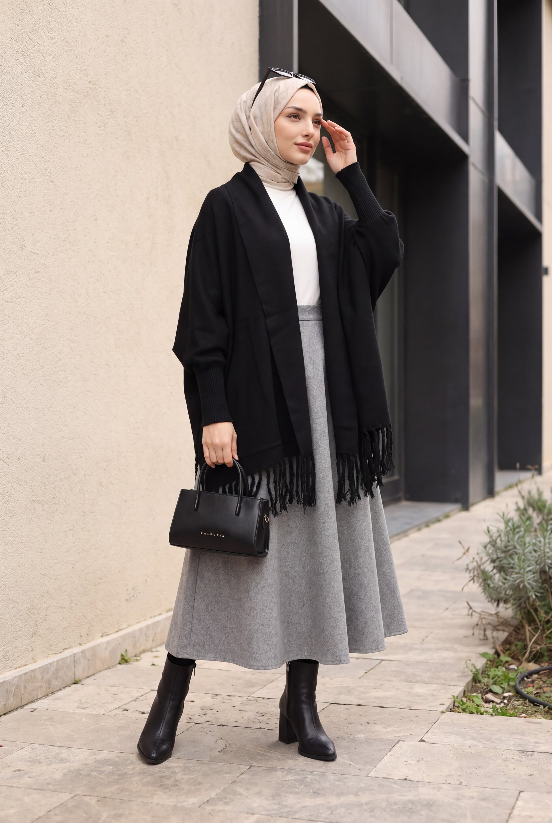 Black Fringe Trim Open-Front Knit Cardigan - Podyumplus - by Peralane - photo 2