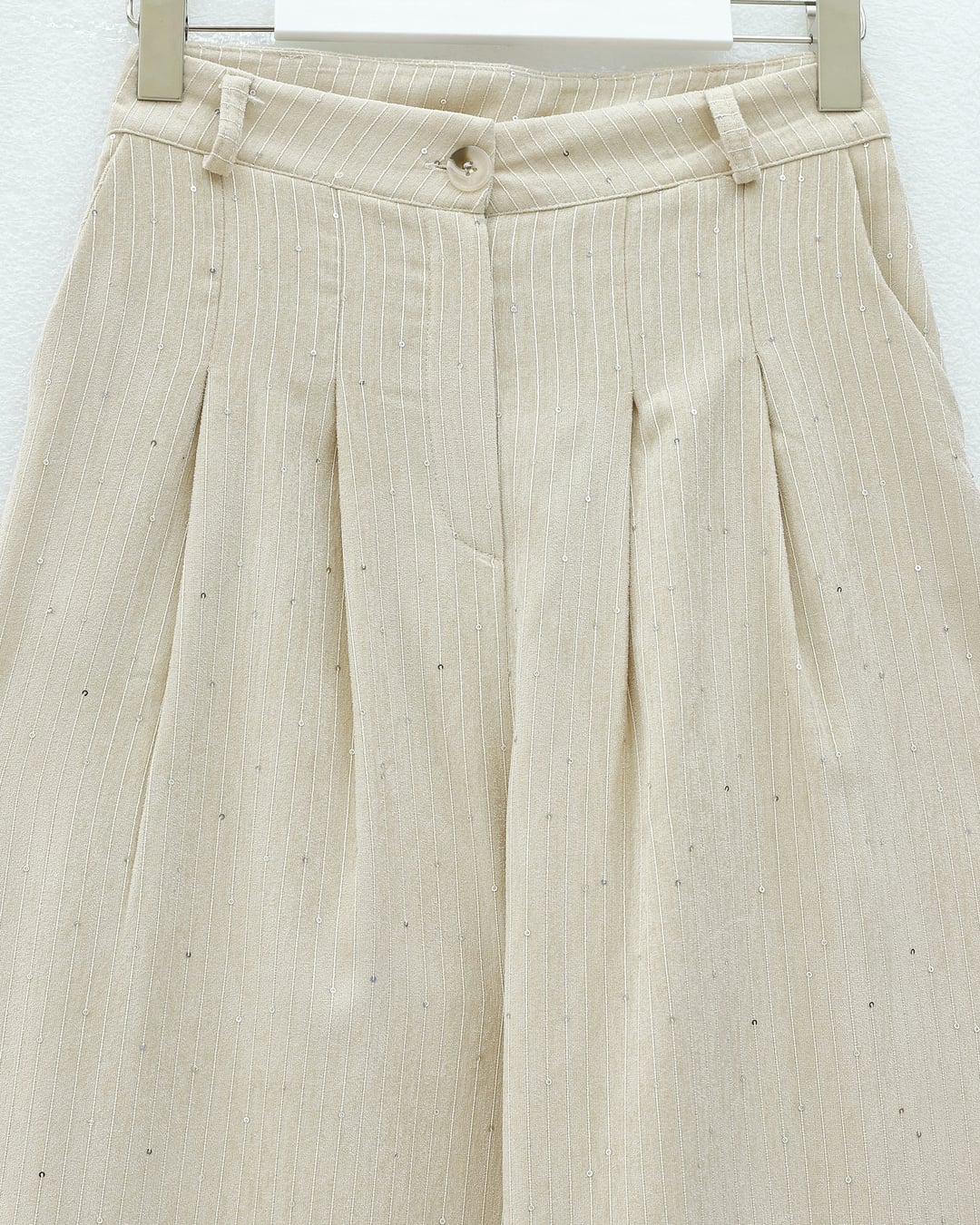 Pleated Wide-Leg Velvet Trousers with Sequin Details - Beige - Podyumplus - by Peralane - photo 4
