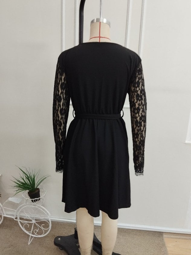 Women's Black Long Sleeve V-Neck Lace Trim Belted Crepe Dress - Janes - by Peralane - photo 5