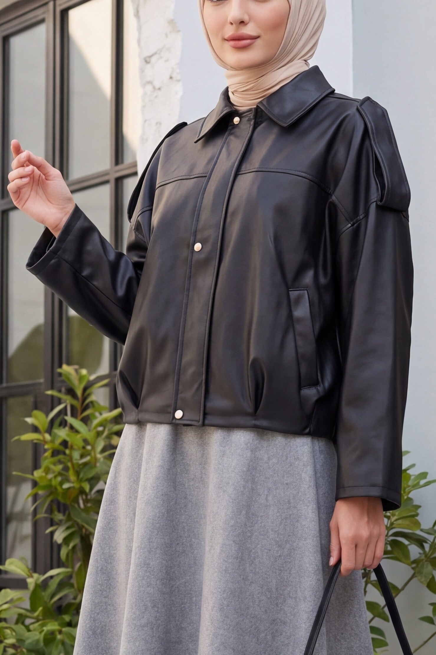 Women's Oversize Faux Leather Jacket - Black - Bigdart - by Peralane - photo 2