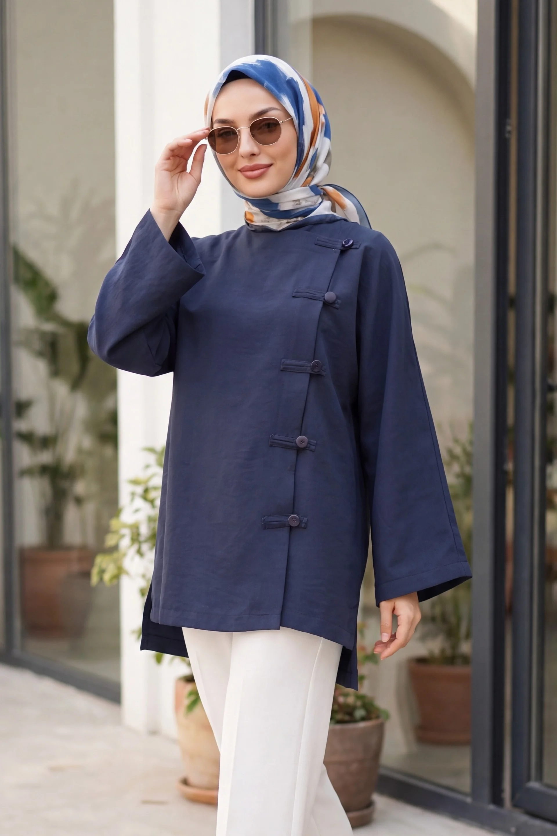 Round Neck Button Front Long Back Polyviscose Tunic - Navy - Podyumplus - by Peralane - photo 2